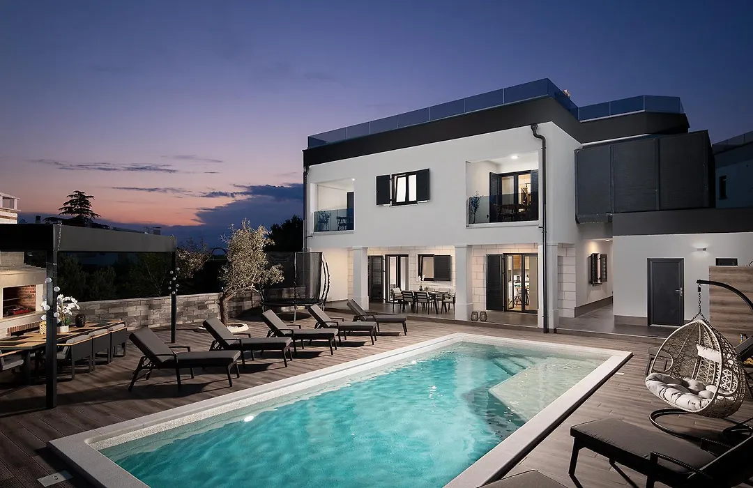 Villa Blue Banjole-1